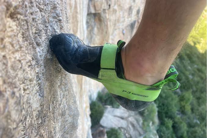 La Sportiva Skwama Vegan climbing shoe green