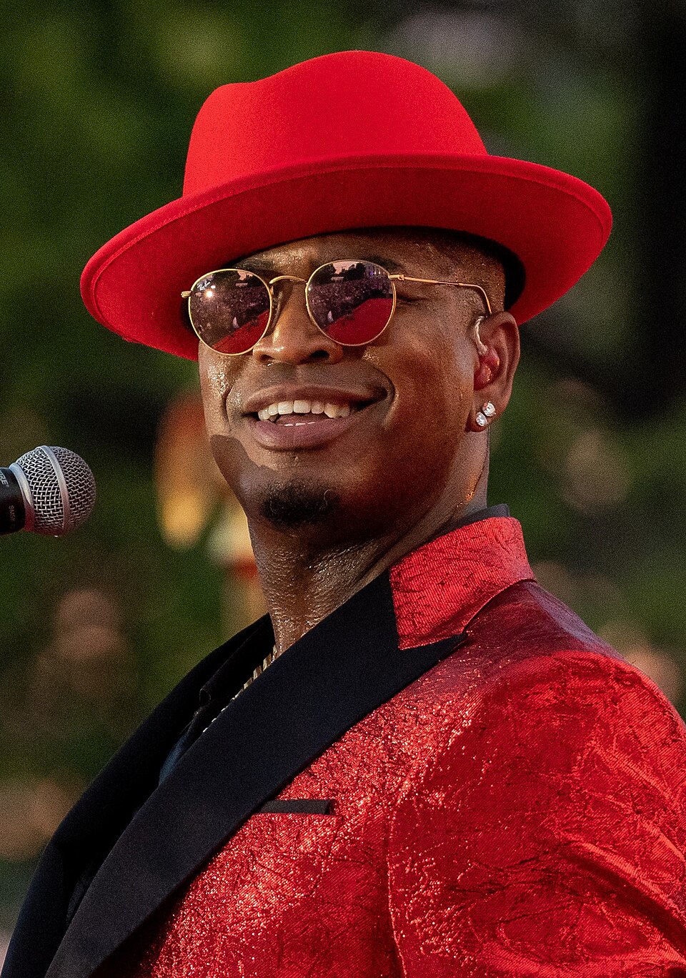 licensed photo of Ne-Yo